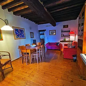 Appartamento Casa In Castello Medioevale, Montemerano